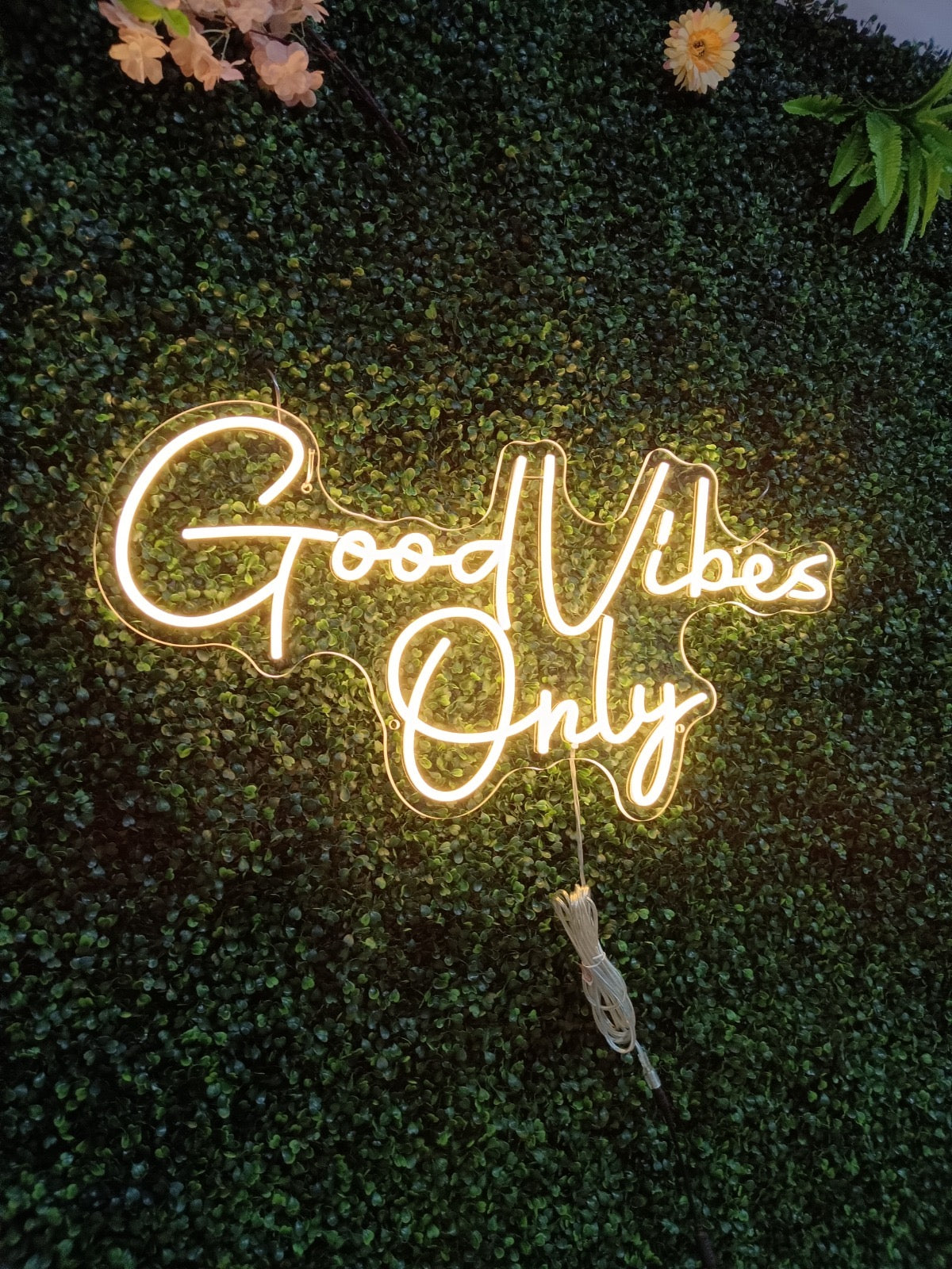 Good Vibes Only Individual LED Sign