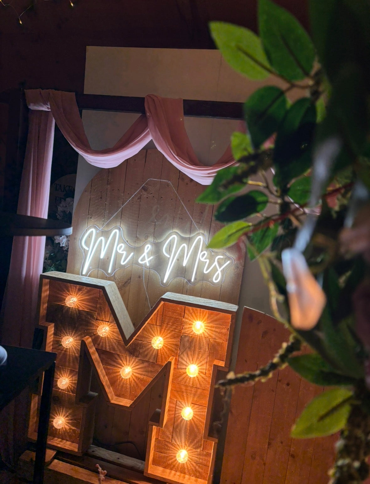 Mr & Mrs Neon LED Individual Sign